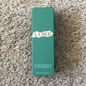 LA MER regenerating serum